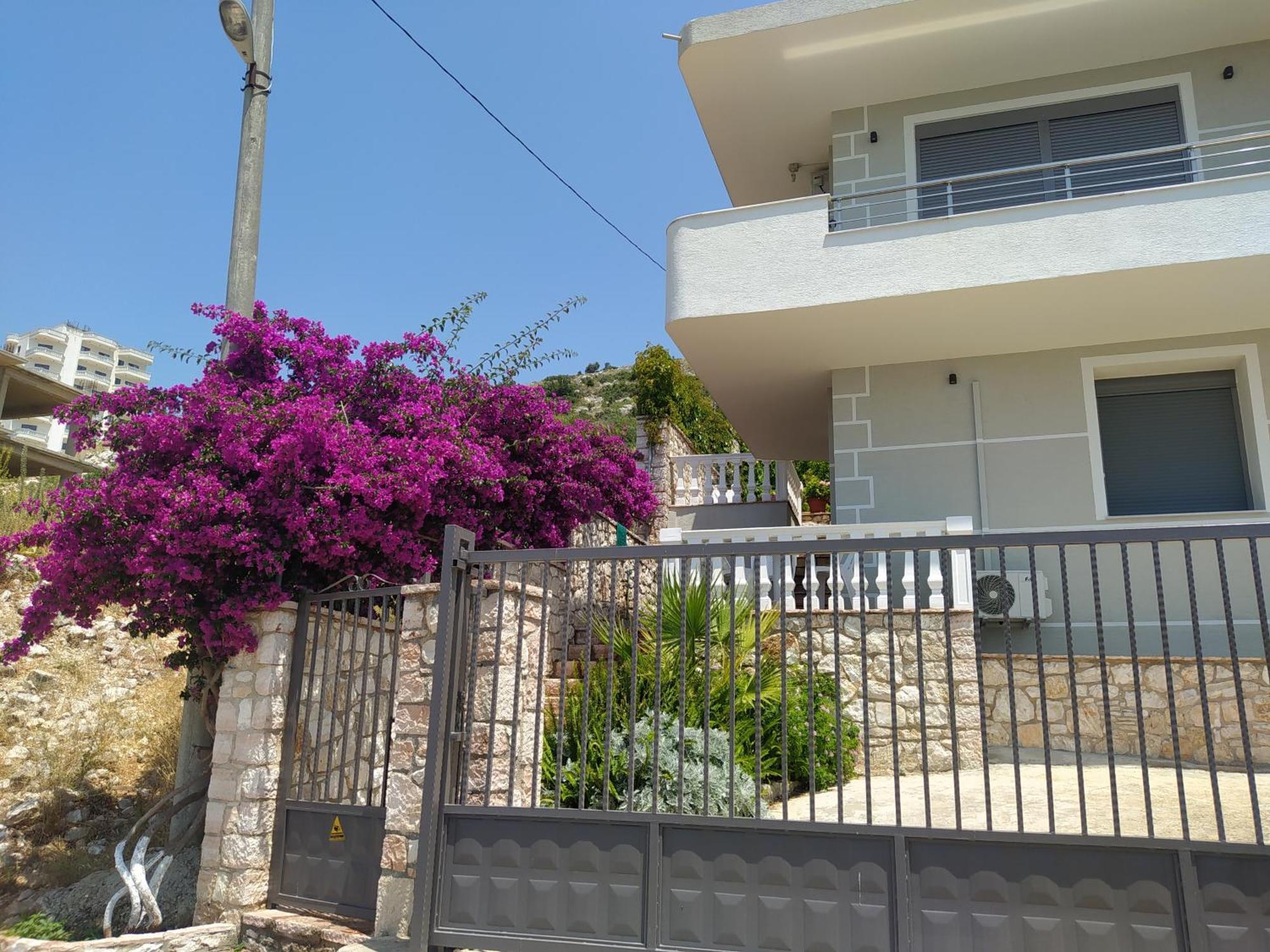 Villa Alimema Sarandë Buitenkant foto