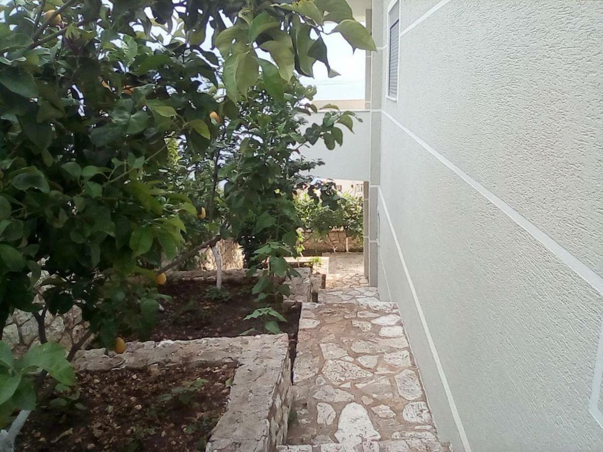 Villa Alimema Sarandë Buitenkant foto